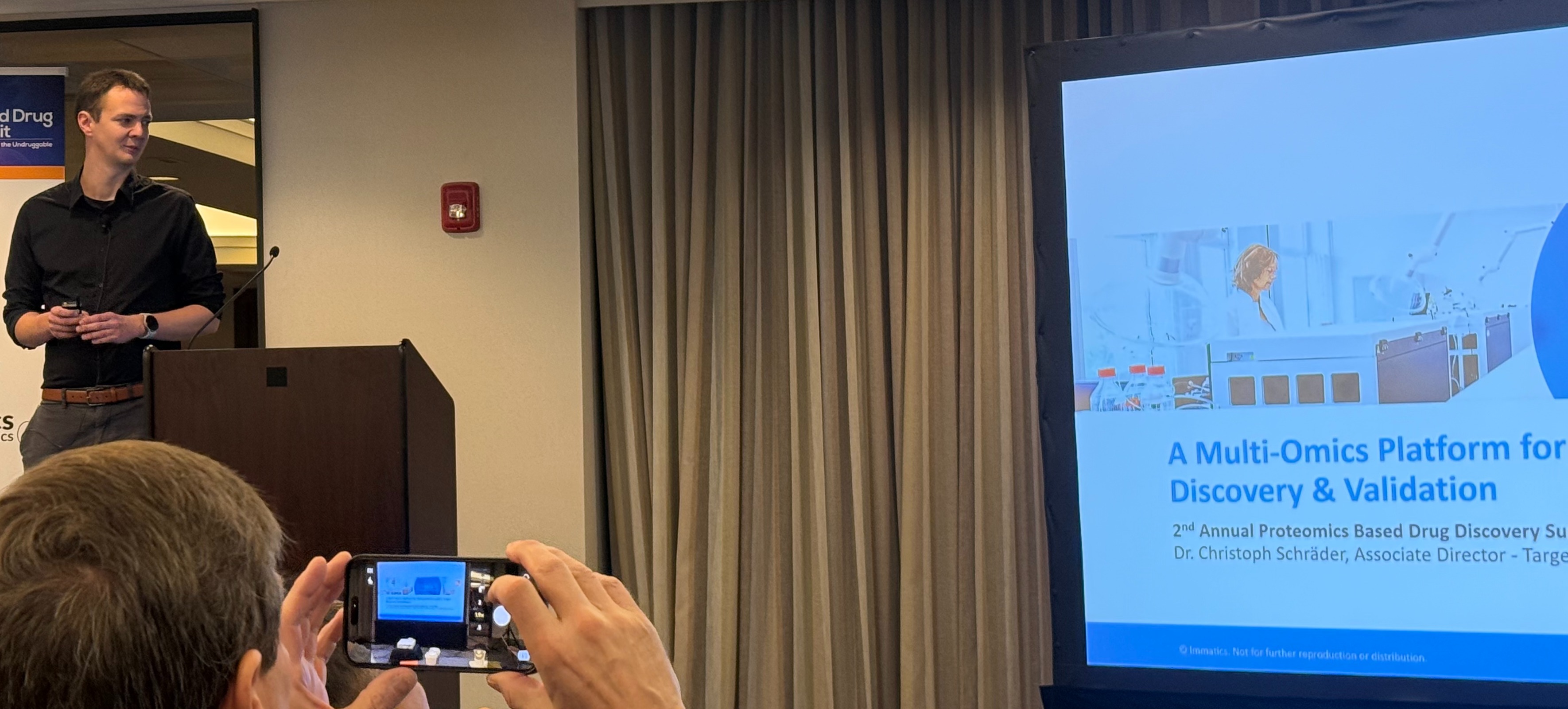 4E4AD9CD-5BA9-4DC1-98B5-F8C3057E3BF4